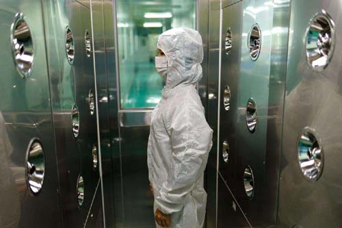 操作人員對風(fēng)淋室的正確使用也是影響凈化效果的重要因素。